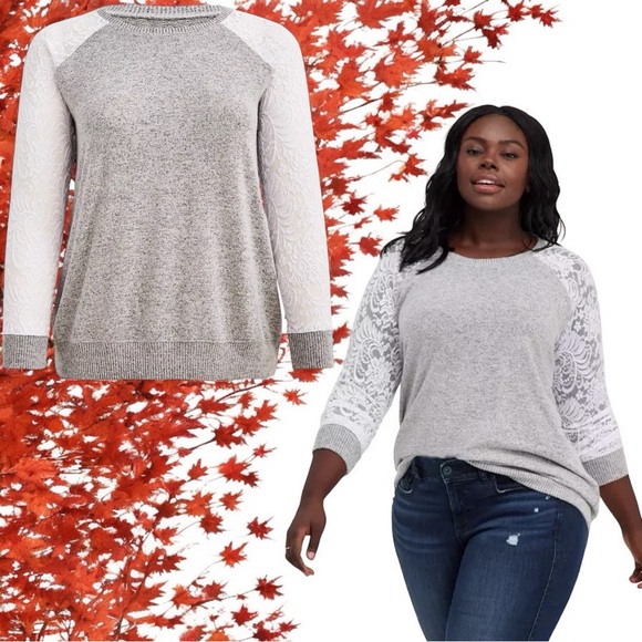 torrid Sweaters - Torrid Heather Gray Super Soft Plush Lace Sleeve Raglan Sweatshirt Size 2 2XL